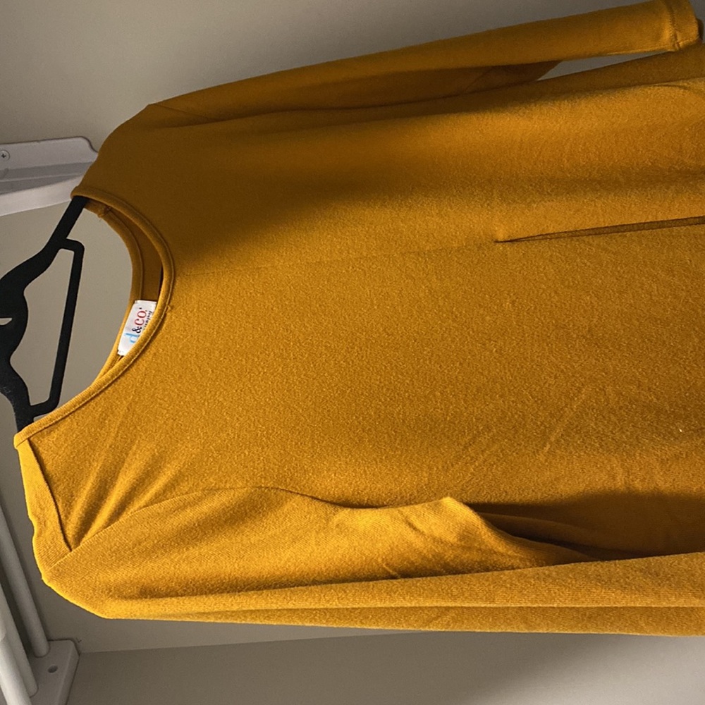 Shirt - Picture 3 of 3